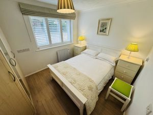 Photo 6- click for photo gallery